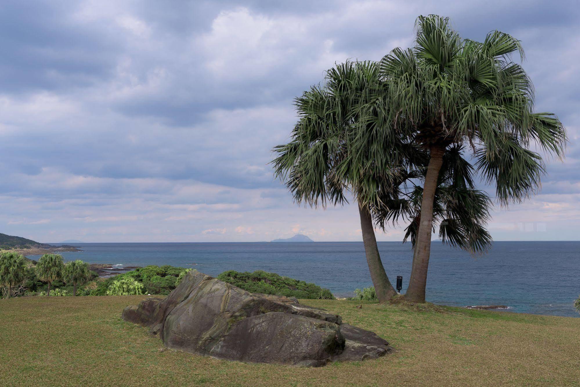 The Hotel Yakushima Ocean & Forest Luaran gambar